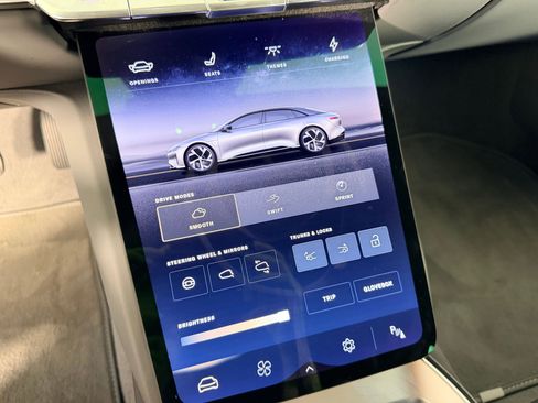 Used 2024 Lucid Air Pure RWD image 20