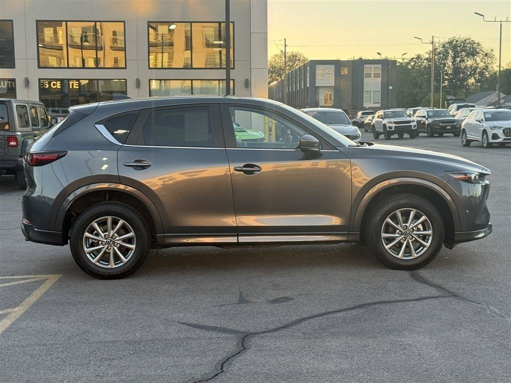 Used 2025 MAZDA CX-5 AWD 2.5 S w/ Preferred Package image 8
