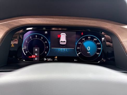 New 2026 Volkswagen Atlas SE image 7