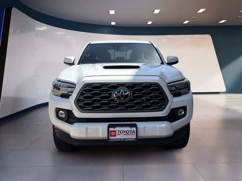 Used 2023 Toyota Tacoma TRD Sport w/ Technology Package RWD image 8