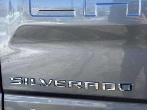 Used 2021 Chevrolet Silverado 1500 Custom image 13