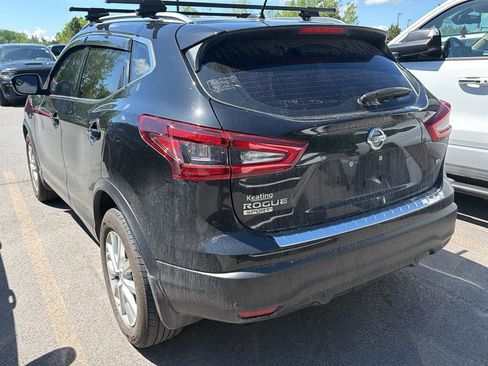 Used 2021 Nissan Rogue Sport SV FWD image 9