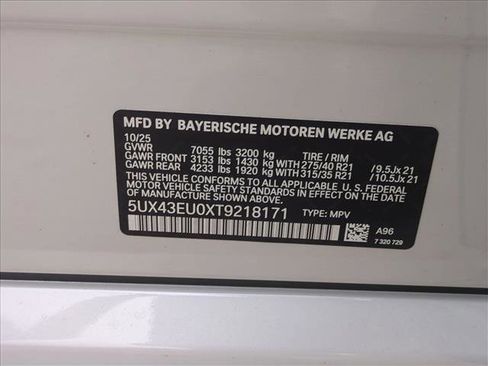 Used 2026 BMW X5 xDrive50e w/ M Sport Package image 17