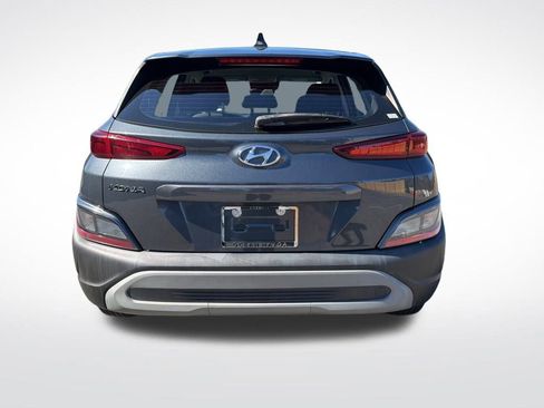 Used 2022 Hyundai Kona SE w/ Cargo Package image 7