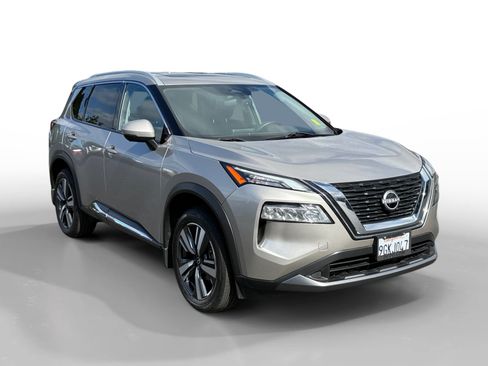 Used 2023 Nissan Rogue SL FWD image 7