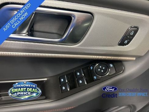 New 2026 Ford Explorer Active w/ Active Comfort Package image 12