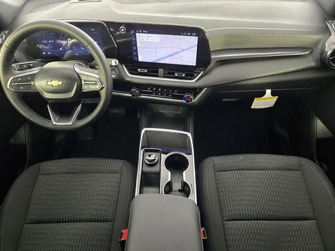 New 2026 Chevrolet Equinox LT w/ Safety and Technology Package FWD image 28