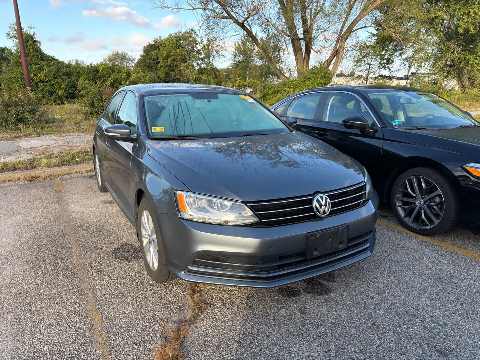 Used 2016 Volkswagen Jetta SE FWD image 4