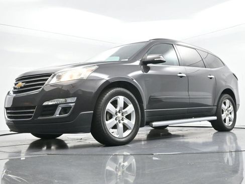 Used 2016 Chevrolet Traverse LT w/ Style and Technology Package AWD/4WD image 45