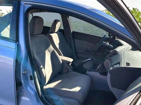 Used 2012 Honda Civic LX image 7