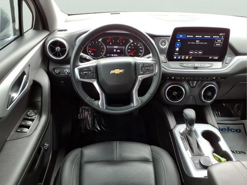 Used 2023 Chevrolet Blazer LT AWD/4WD image 9