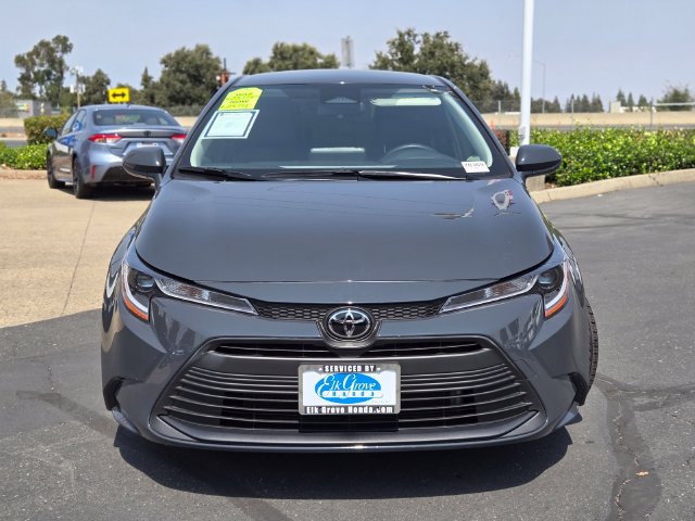 Used 2026 Toyota Corolla LE FWD image 2