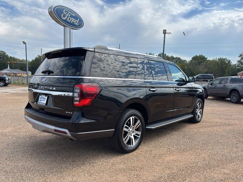 Used 2023 Ford Expedition Max Limited image 5