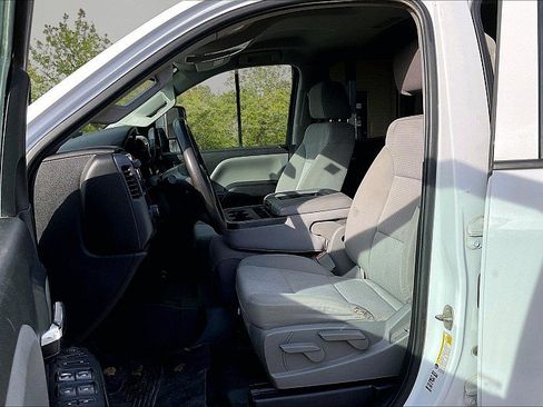 Used 2016 Chevrolet Silverado 2500 W/T w/ Snow Plow Prep Package AWD/4WD image 21