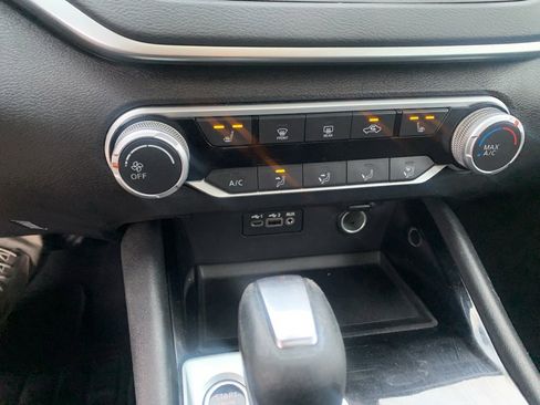 Used 2021 Nissan Altima 2.5 SV w/ SV Premium Package image 14