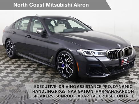 Used 2022 BMW M550i xDrive w/ Dynamic Handling Package image 1