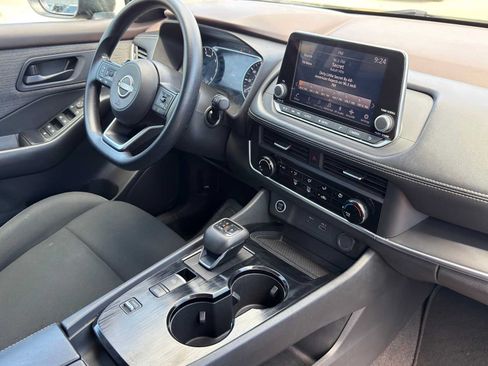 Used 2023 Nissan Rogue S FWD image 27