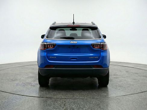Used 2025 Jeep Compass Limited AWD/4WD image 7