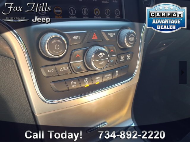 Used 2018 Jeep Grand Cherokee Altitude AWD/4WD image 21