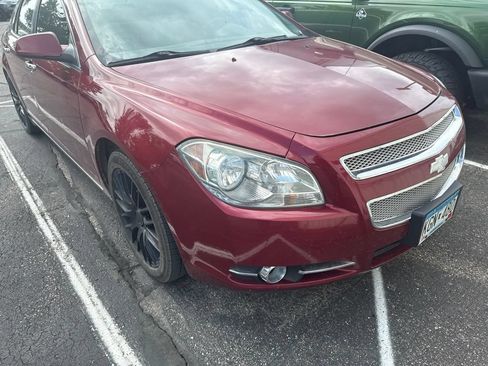 Used 2010 Chevrolet Malibu LTZ FWD image 5