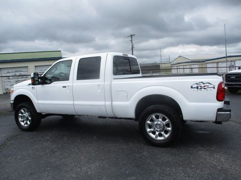 Used 2015 Ford F250 Lariat w/ Lariat Ultimate Package image 3