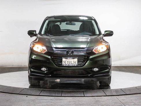 Used 2018 Honda HR-V EX image 6