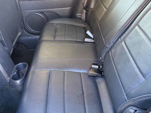 Used 2016 Jeep Patriot High Altitude image 13