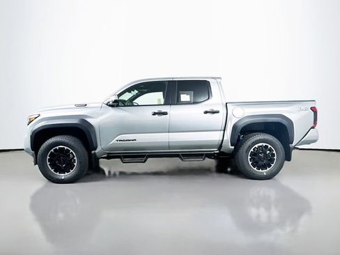 New 2025 Toyota Tacoma TRD Off-Road image 5