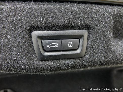 Used 2024 BMW i5 M60 w/ Executive Package image 28