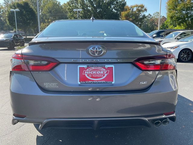 Used 2024 Toyota Camry SE FWD image 8