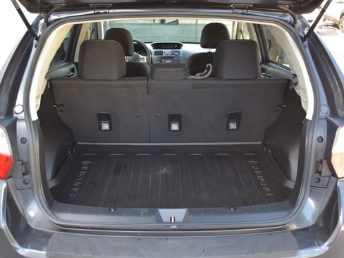 Used 2014 Subaru Crosstrek 2.0i Premium w/ Moonroof Package AWD/4WD image 9