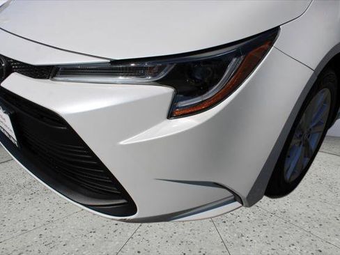 Certified 2024 Toyota Corolla LE w/ LE Convenience Package image 10