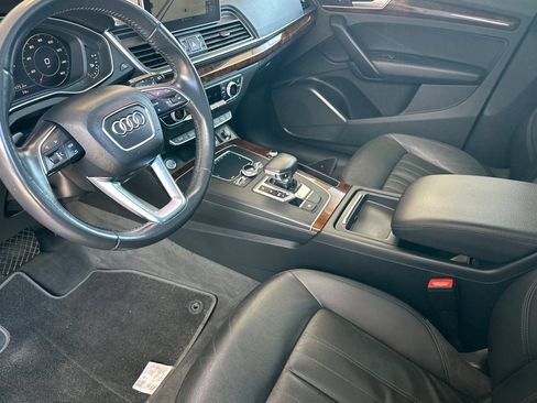 Used 2018 Audi Q5 2.0T Premium Plus w/ Premium Plus Package AWD/4WD image 7