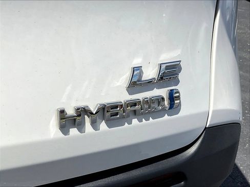 Used 2021 Toyota Sienna LE FWD image 24