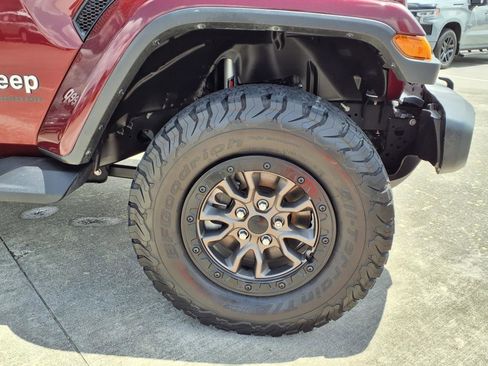 Used 2021 Jeep Gladiator Overland w/ Popular Equipment Package image 20