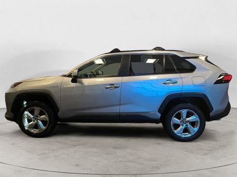 Used 2021 Toyota RAV4 Limited image 2