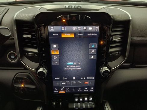 Used 2024 RAM 2500 Laramie w/ Night Edition image 25