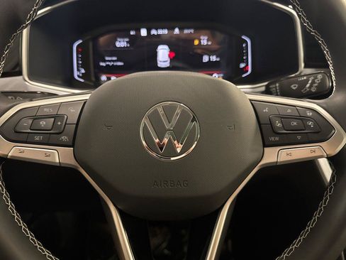 New 2025 Volkswagen Taos SEL image 22