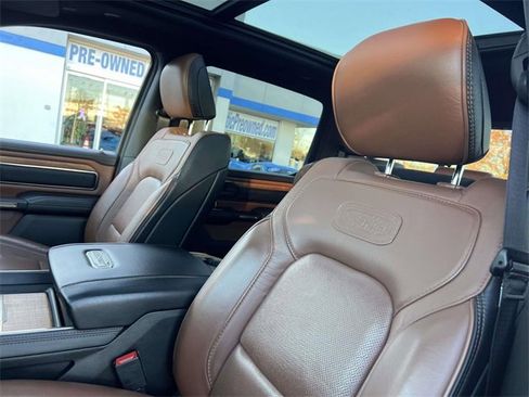 Used 2022 RAM 1500 Limited image 12