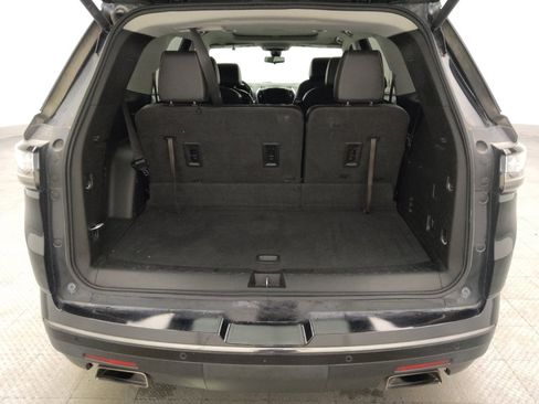 Used 2019 Chevrolet Traverse Premier w/ Redline Edition FWD image 29