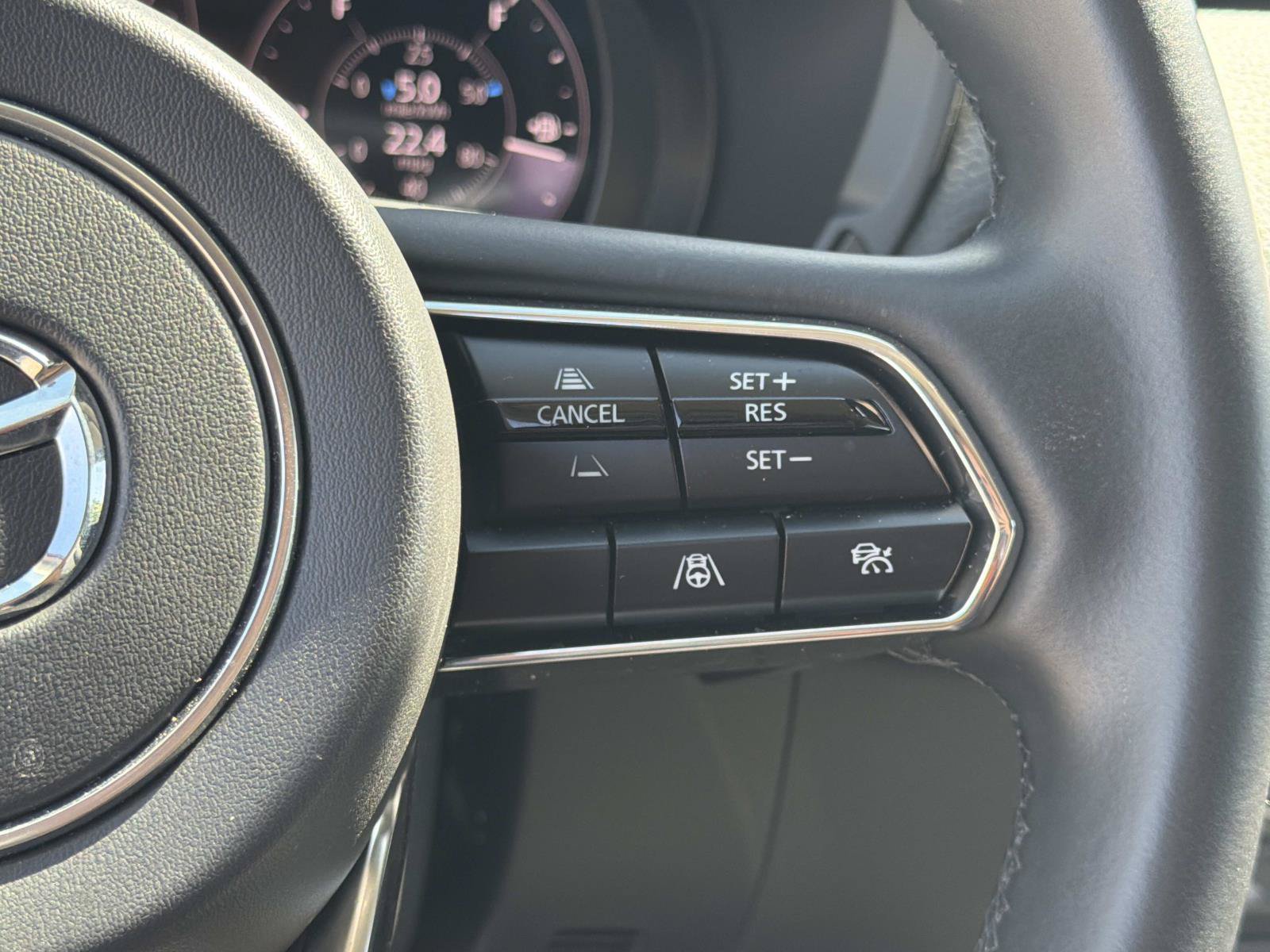 Certified 2025 MAZDA CX-70 Plug-In Hybrid w/ Premium Pkg AWD/4WD image 10