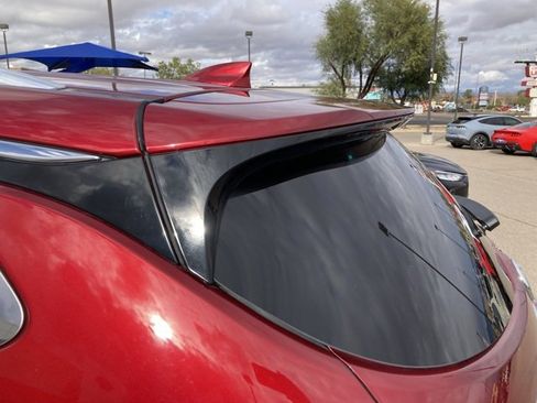 Used 2023 Buick Enclave Essence w/ Sport Touring Edition image 8