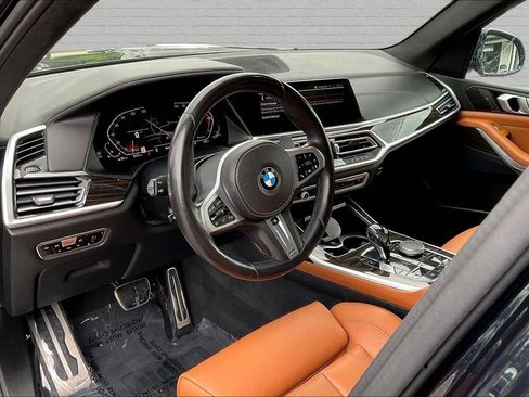 Used 2021 BMW X7 xDrive40i w/ M Sport Package AWD/4WD image 16