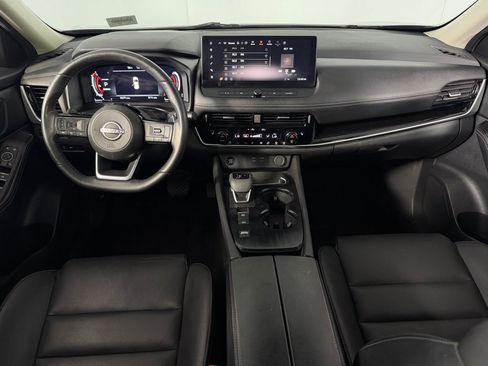 Used 2024 Nissan Rogue SL w/ SL Premium Package image 13