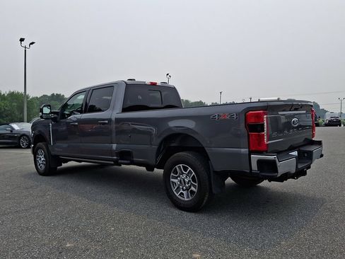 Used 2025 Ford F250 4x4 Crew Cab Super Duty image 4