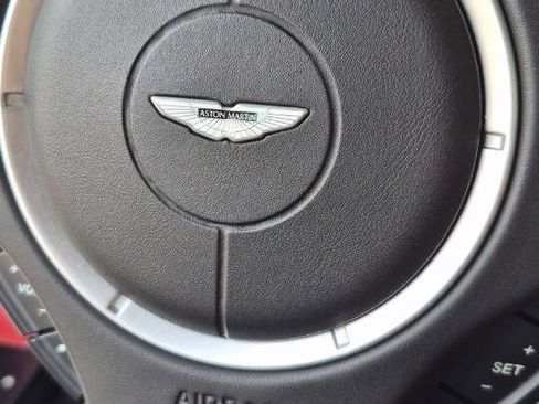 Used 2011 Aston Martin V12 Vantage Base 2dr Coupe image 17