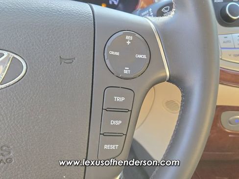 Used 2013 Hyundai Genesis 3.8 image 29