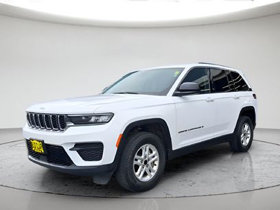 Used 2023 Jeep Grand Cherokee Laredo
