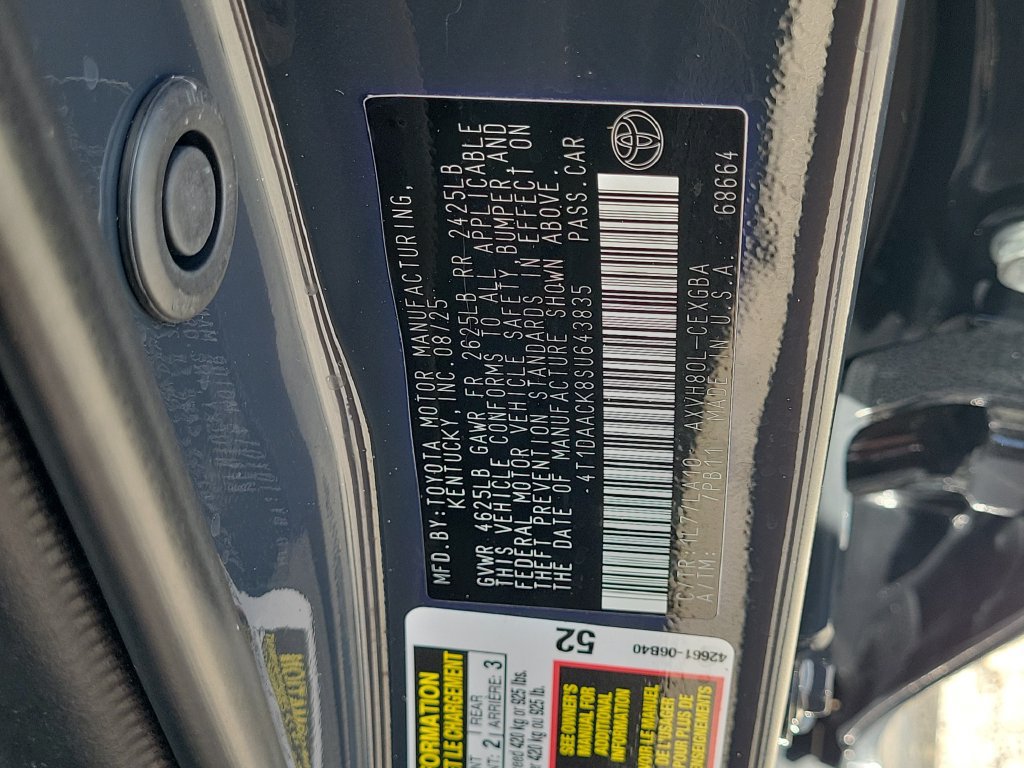Used 2025 Toyota Camry XLE FWD image 28