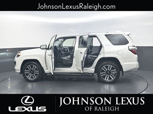 Used 2023 Toyota 4Runner Limited image 26